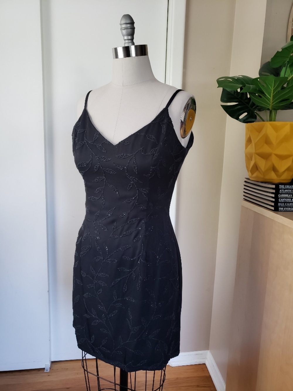 Jessica McClintock Beaded Black Dress Size 10